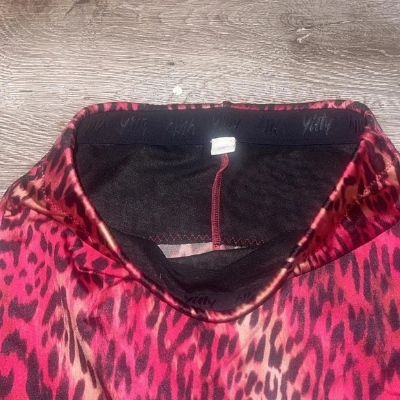 Yitty Headliner Shapping High Waist Legging in Yitty Kitty size small animal - Picture 4 of 7